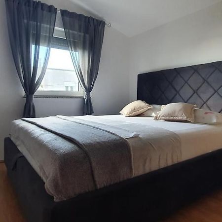 Apartments Kolak Rogoznica  Ngoại thất bức ảnh