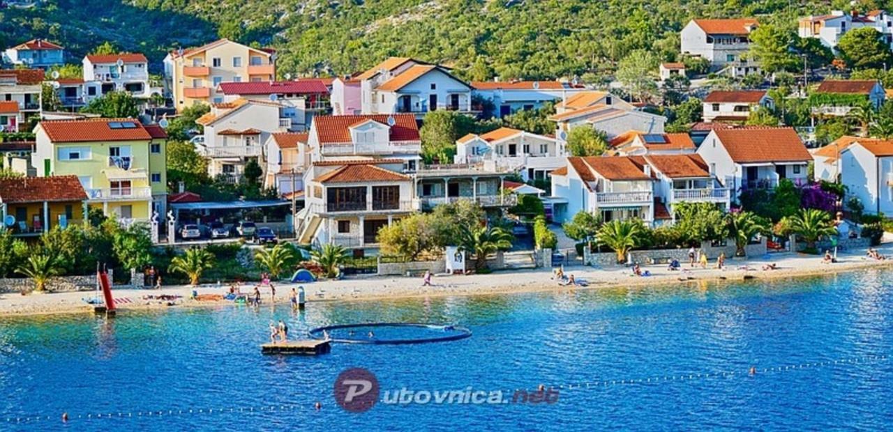 Apartments Kolak Rogoznica  Ngoại thất bức ảnh